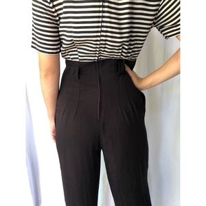Vintage Pants - VINTAGE | Jumpsuit with square neckline and pleats Vintage Pants - VINTAGE | Jumpsuit with square neckline and pleats